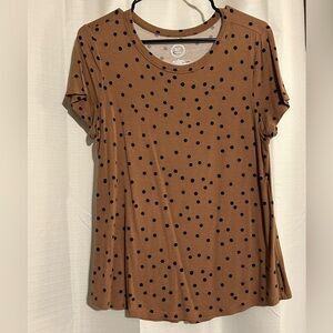 Maurices Brown Polka Dot Short Sleeve Top